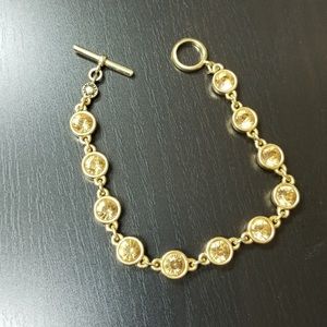 Monet vintage bracket